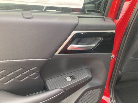 2025 Mitsubishi Outlander PHEV SEL