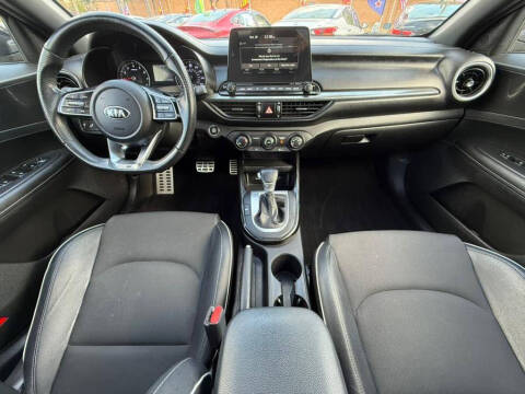 2021 Kia Forte GT Line