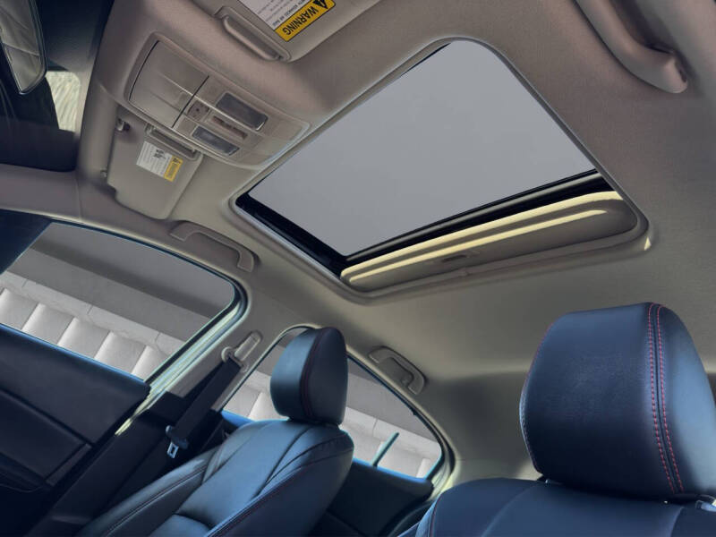 2015 Mazda MAZDA3 i Grand Touring