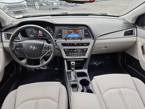 2016 Hyundai Sonata Hybrid SE