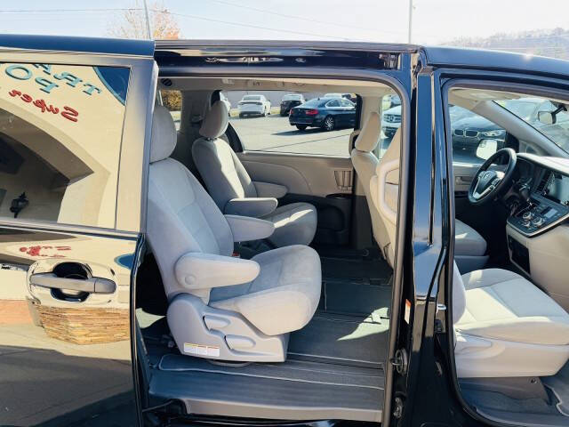 2020 Toyota Sienna L 7-Passenger