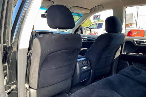 2014 Nissan Pathfinder S