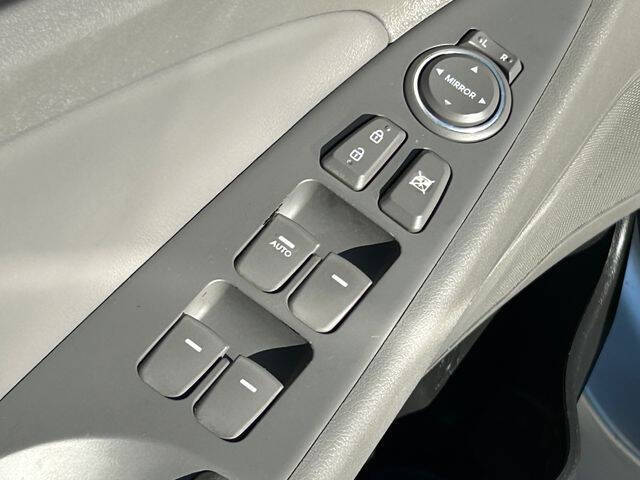 2013 Hyundai Sonata Hybrid