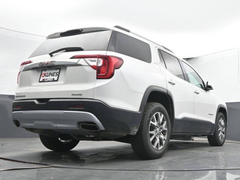 2021 GMC Acadia SLT