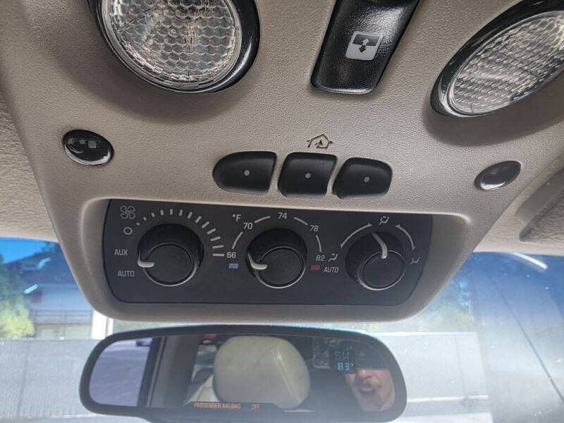 2004 GMC Yukon XL Denali