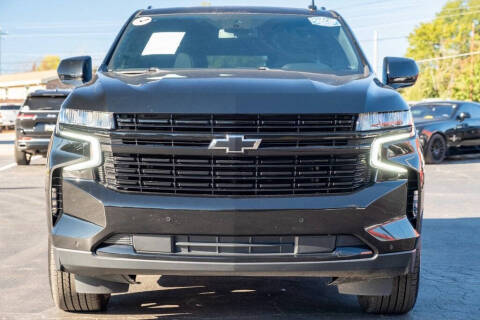 2023 Chevrolet Suburban RST