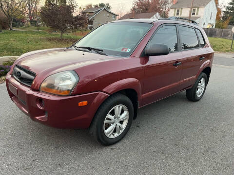 2009 Hyundai Tucson for sale at Via Roma Auto Sales in Columbus OH