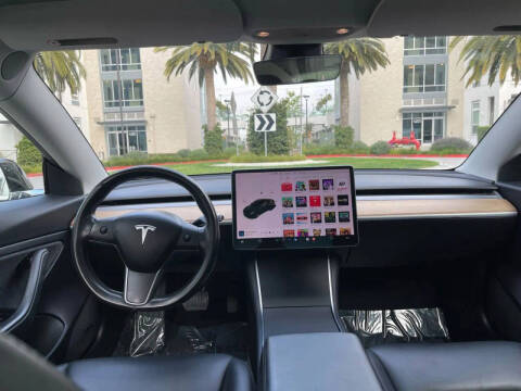 2020 Tesla Model 3 Standard Range Plus