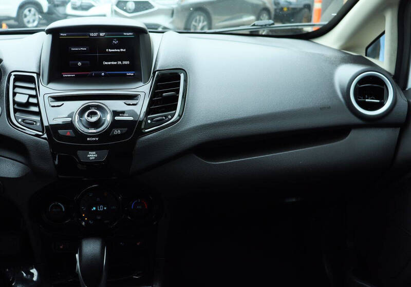 2015 Ford Fiesta Titanium