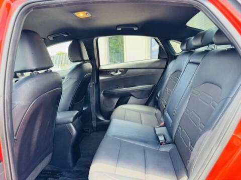 2021 Kia Forte GT Line