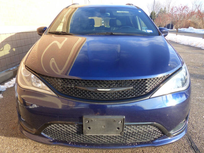 2018 Chrysler Pacifica Touring L