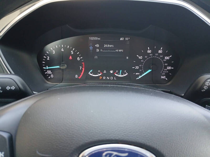 2020 Ford Escape SE