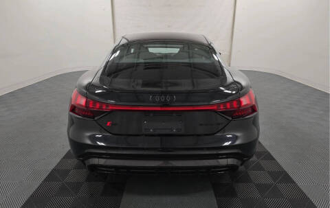 2022 Audi RS e-tron GT quattro