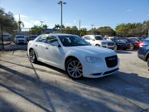 2019 Chrysler 300