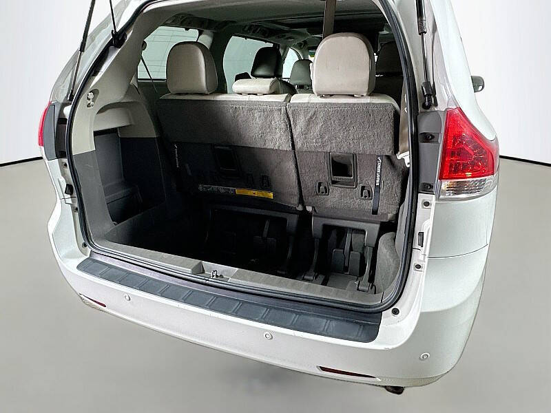 2011 Toyota Sienna