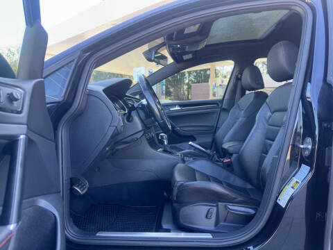 2017 Volkswagen Golf GTI Autobahn