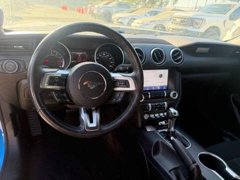 2022 Ford Mustang EcoBoost