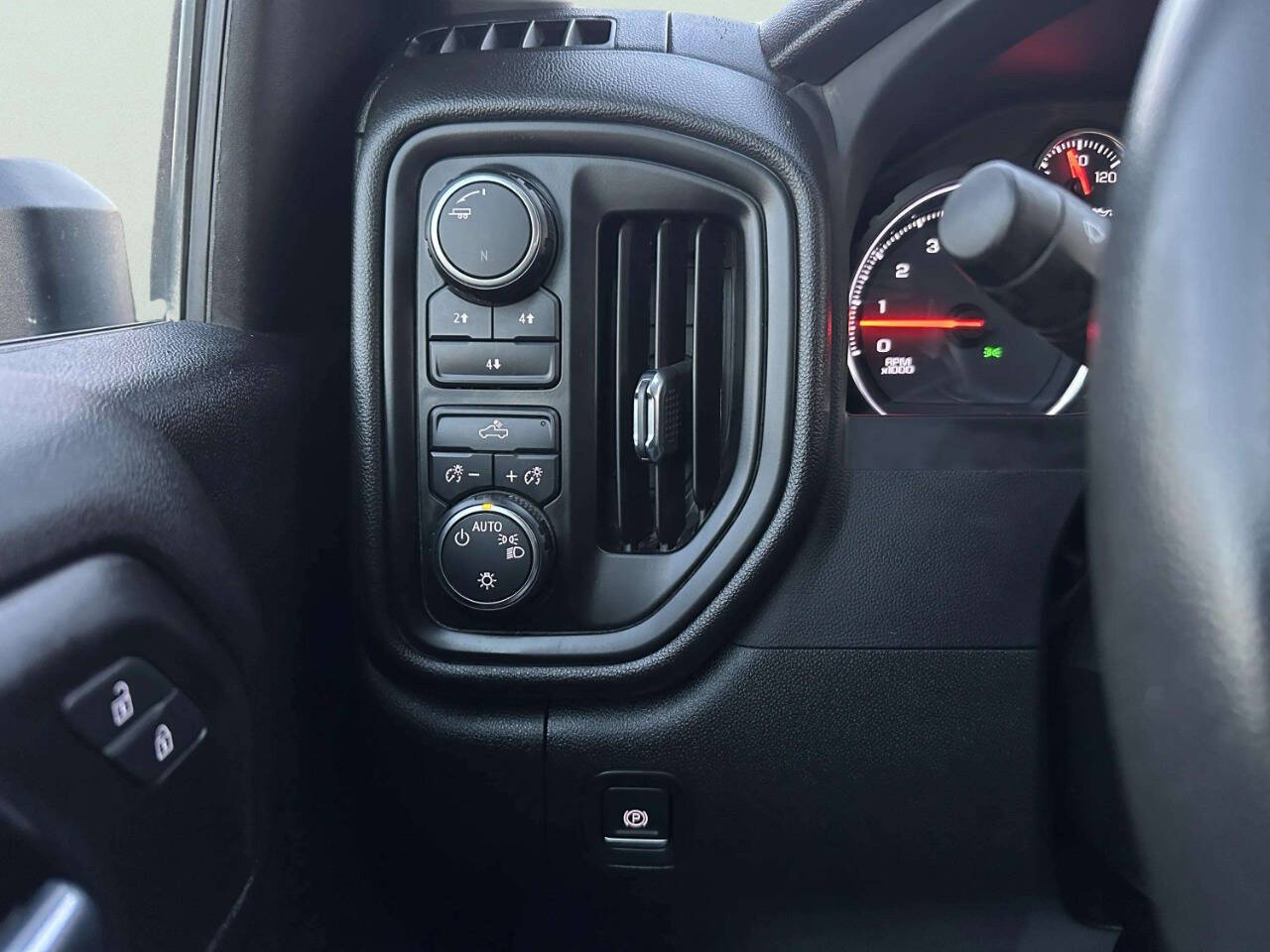 ChevroletSilverado 2500HD25