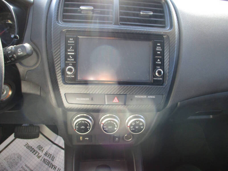 2021 Mitsubishi Outlander Sport LE