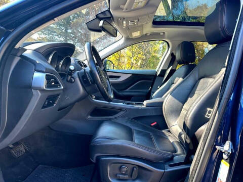 2017 Jaguar F-PACE 35t Prestige