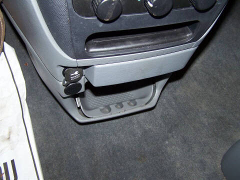 2005 Dodge Grand Caravan SE