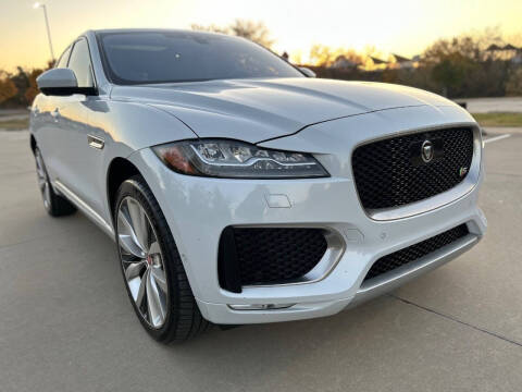 2017 Jaguar F-PACE S