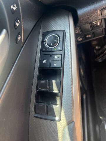 2018 Lexus IS 300