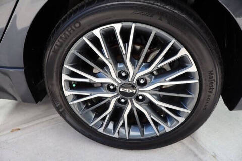 2024 Kia Forte GT-Line