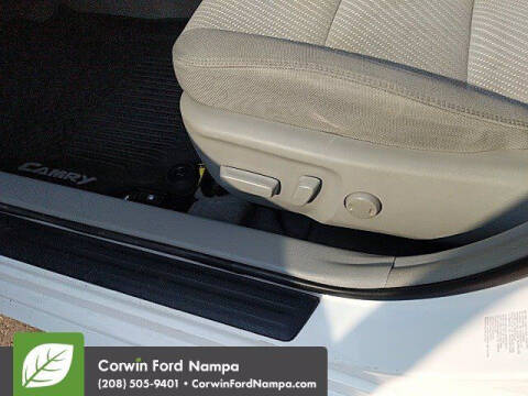 2017 Toyota Camry LE