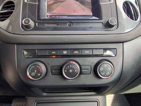 2018 Volkswagen Tiguan Limited 2.0T 4Motion