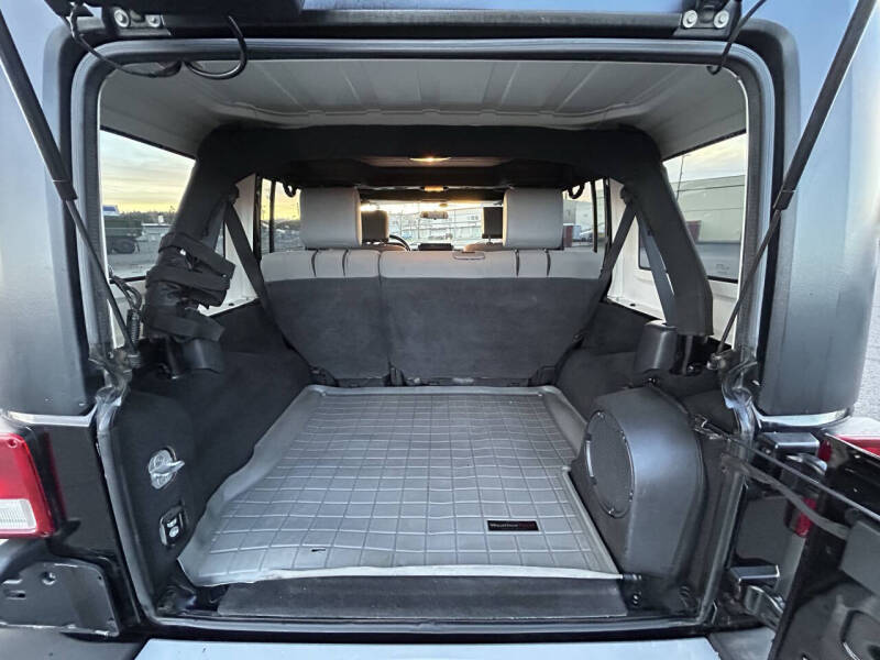 2010 Jeep Wrangler Unlimited Sahara