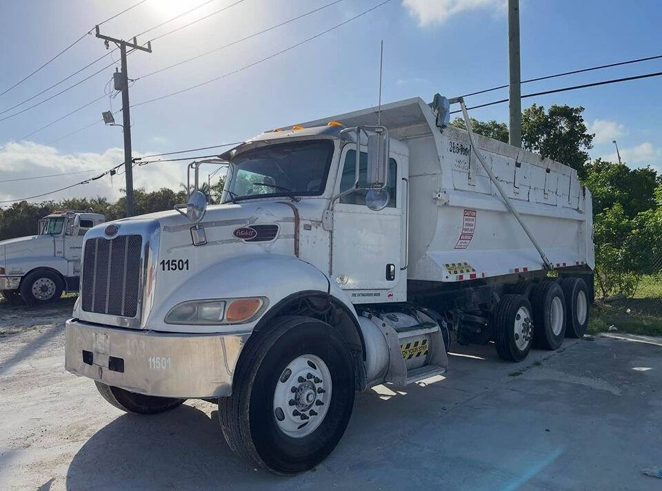 2015 Peterbilt 348 for sale at Panama Motor Sales in Jacksonville, FL