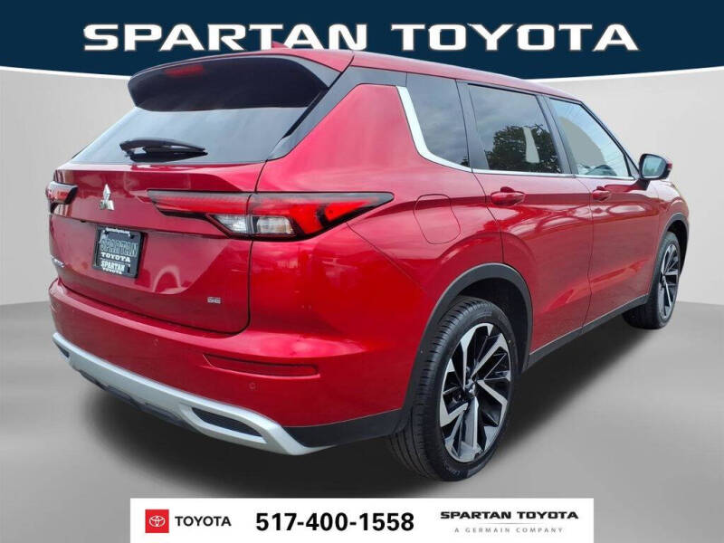 2024 Mitsubishi Outlander SE