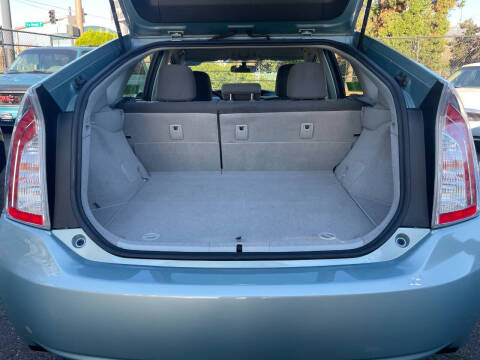 2014 Toyota Prius Two