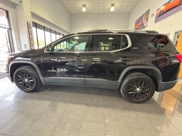2019 GMC Acadia 2