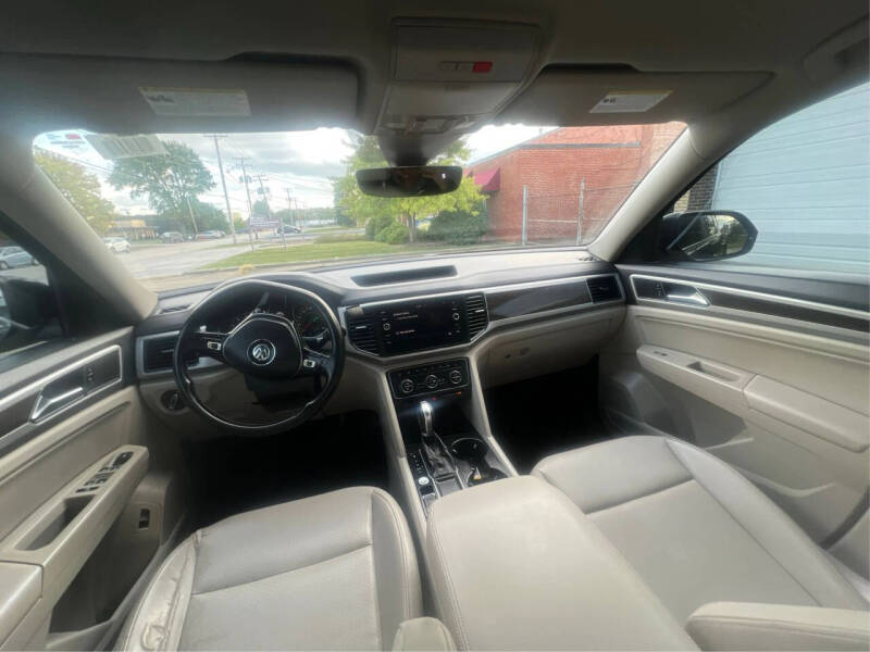 2018 Volkswagen Atlas V6 SE