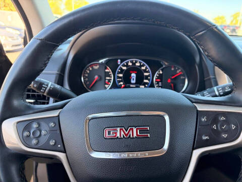 2023 GMC Terrain Denali