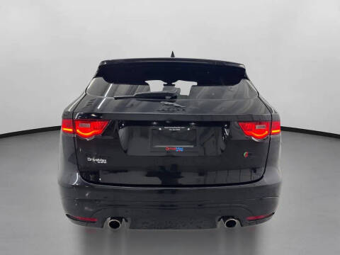 2020 Jaguar F-PACE S