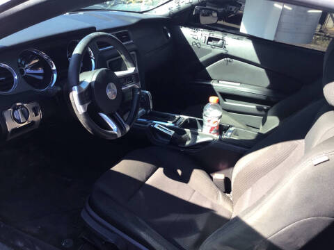 2014 Ford Mustang V6