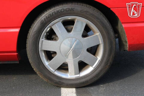 2002 Ford Thunderbird Deluxe