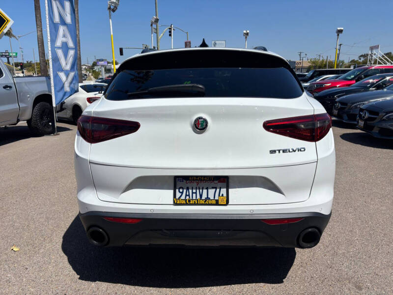 2022 Alfa Romeo Stelvio Sprint