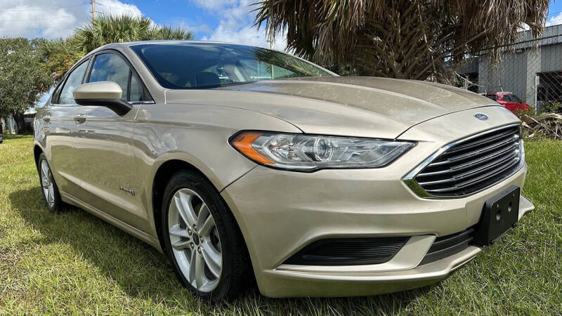 2018 Ford Fusion Hybrid SE