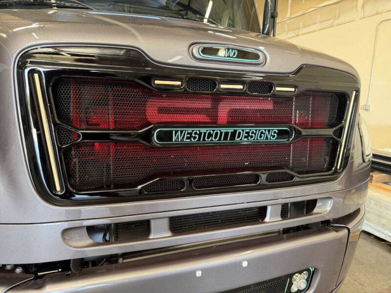 2026 Freightliner SportChassis LH5