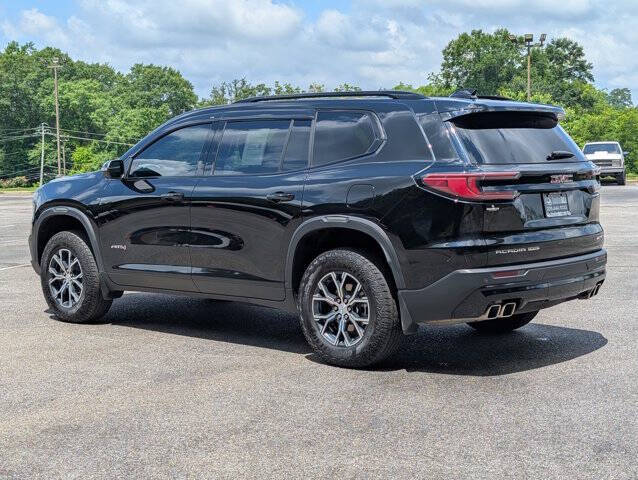 2024 GMC Acadia AT4