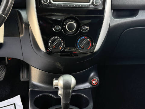 2017 Nissan Versa Note SV