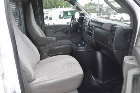 2017 GMC Savana 2500