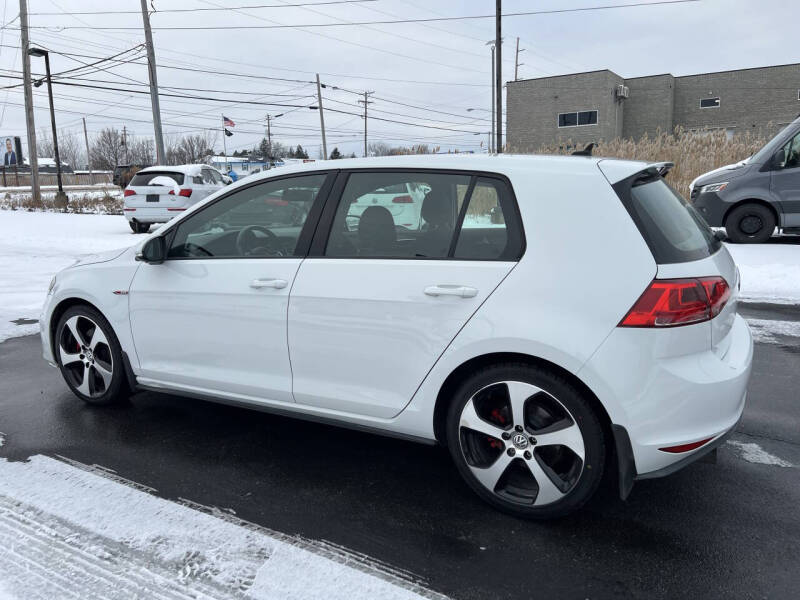 2015 Volkswagen Golf GTI S
