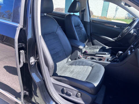 2014 Volkswagen Passat 2.0L TDI SEL Premium