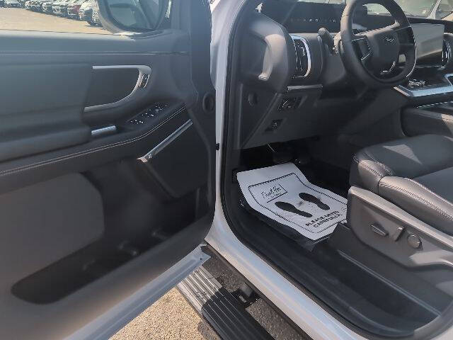 2025 Ford Expedition MAX Platinum