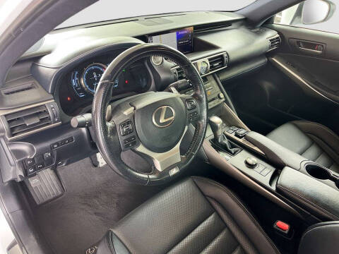 2020 Lexus IS 300